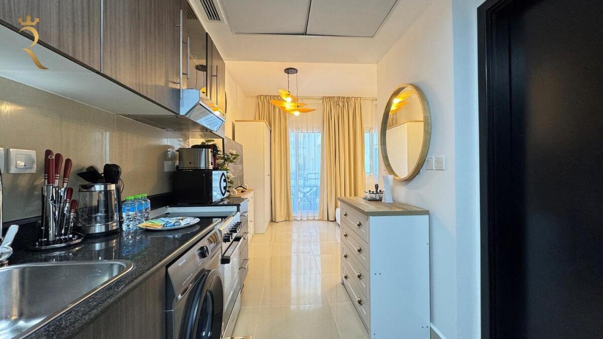 Luxury In Al Reef With King Bed Apartment Abu Dhabi