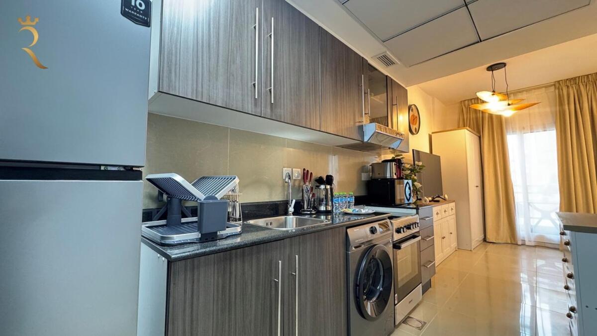 Luxury In Al Reef With King Bed Abu Dhabi
