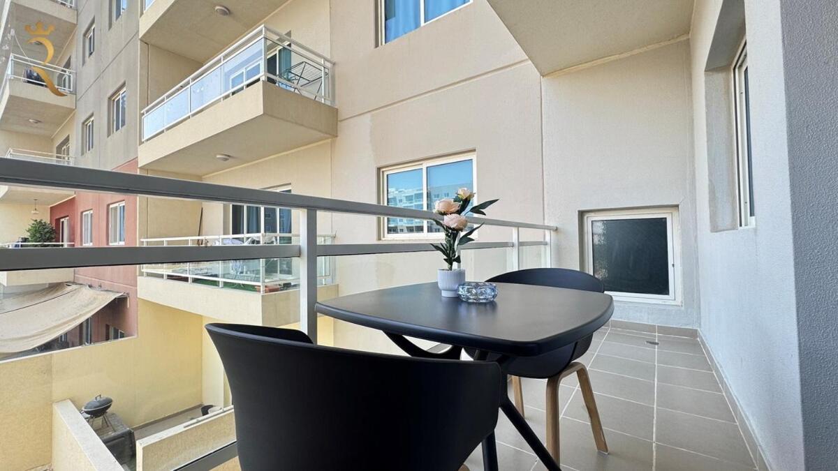Luxury In Al Reef With King Bed * Abu Dhabi